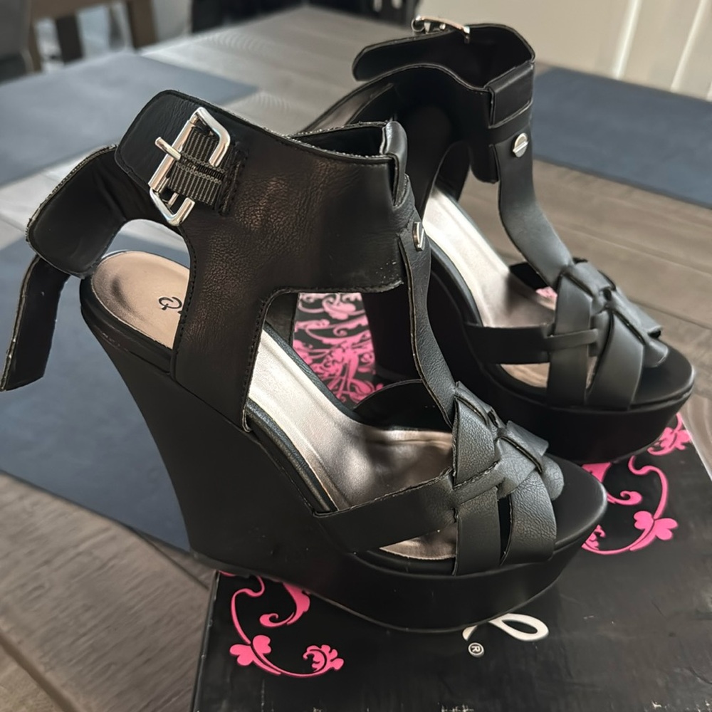 Qupid wedge